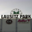 Instandhaltung der Lausitz Park Hochspannungs-Außenwerbung.